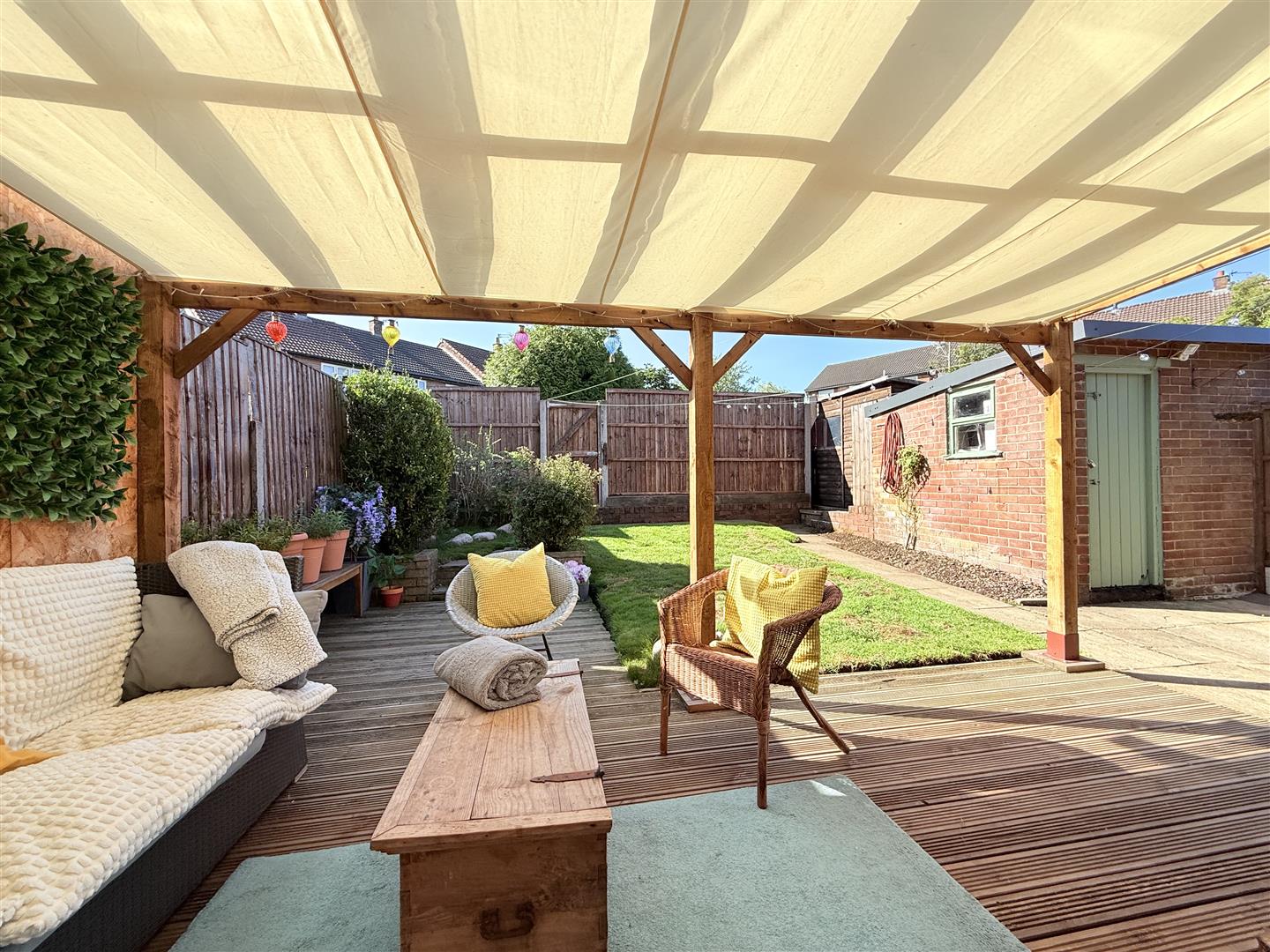 3 bed house - semi-detached in Gorsey Lane, Ashton-Under-Lyne – photo 3